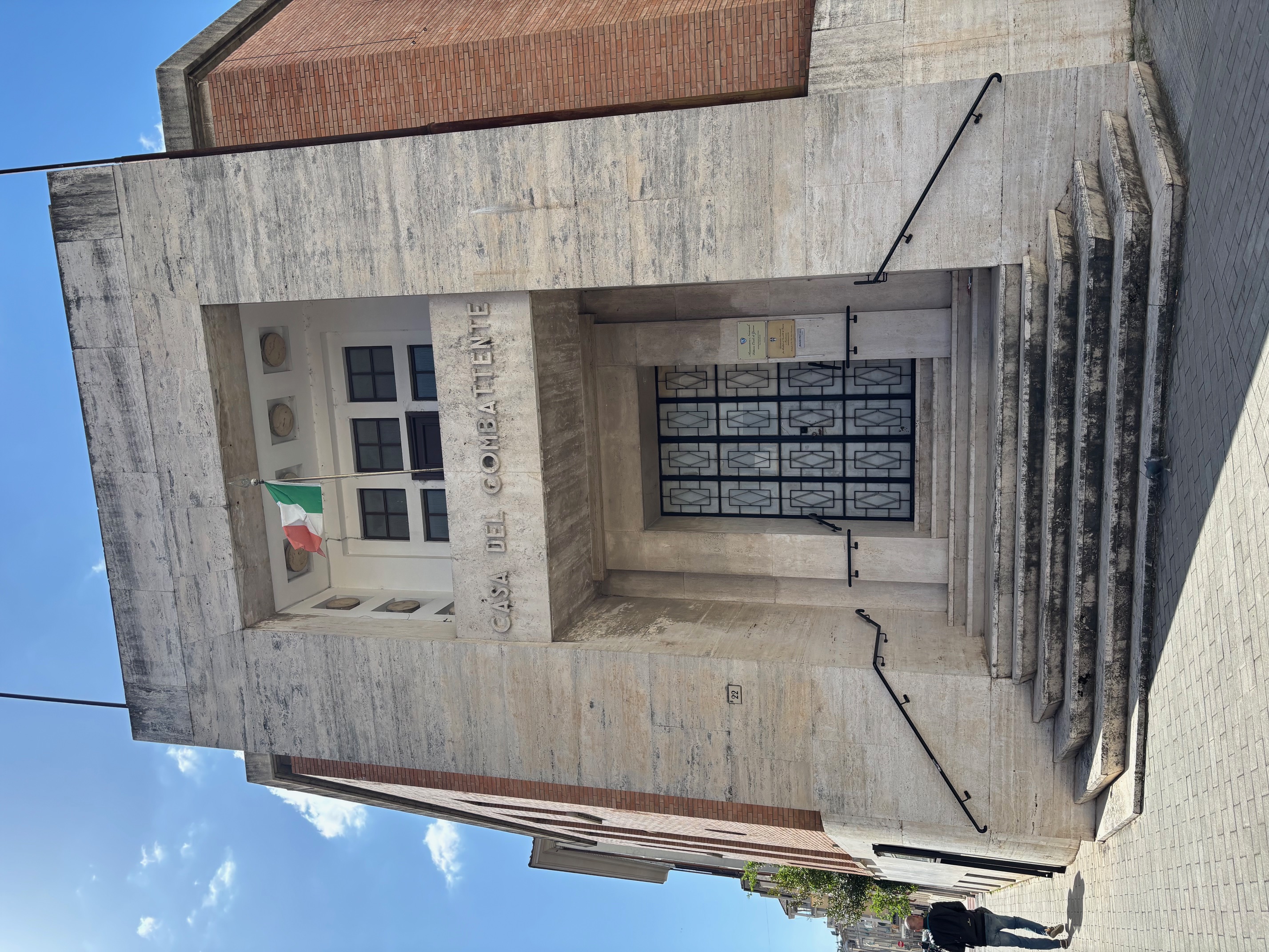 Terni<br><span style="font-size:20px;">Via Cesi, 22</span>