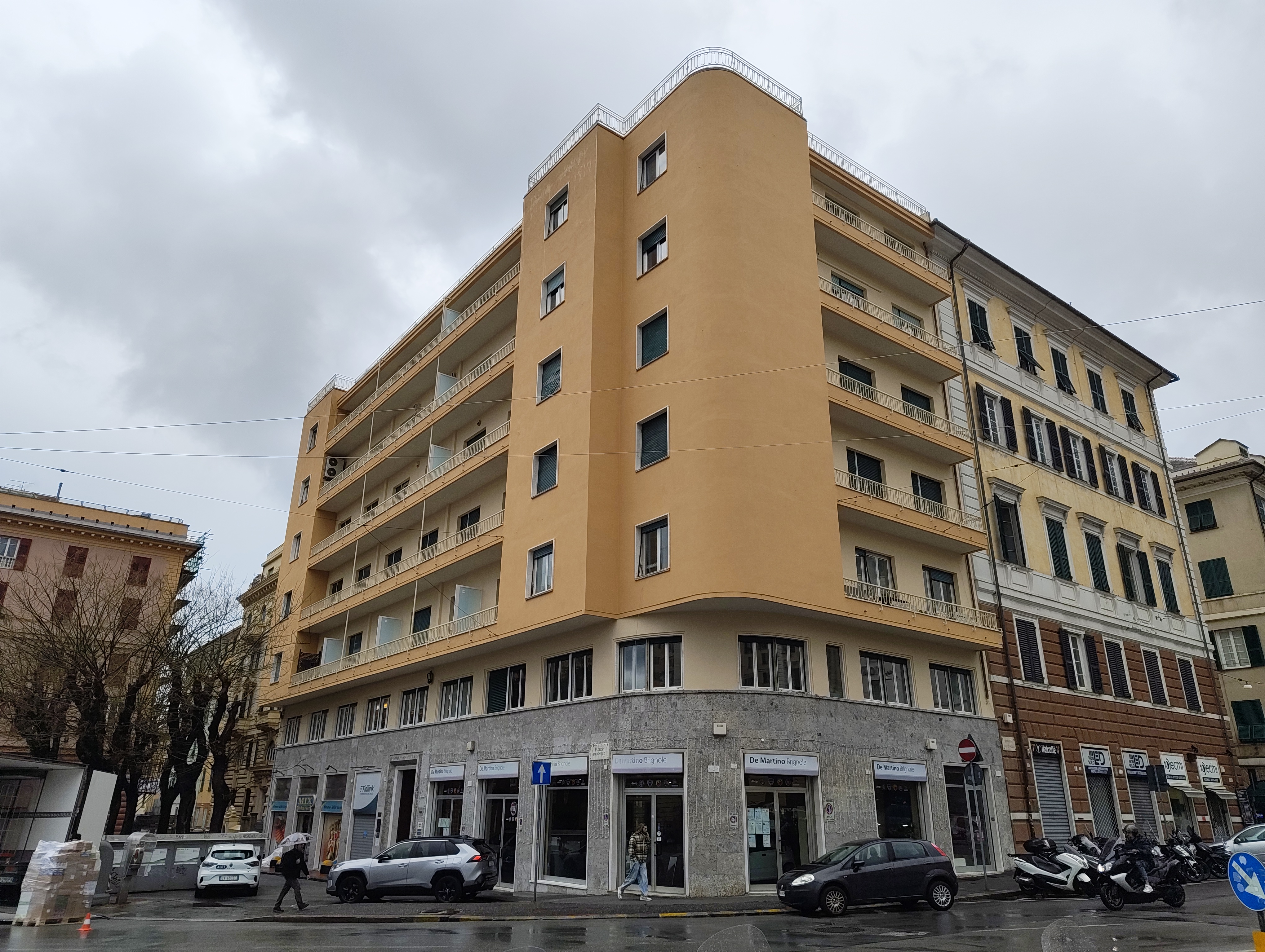 Genova <br><span style="font-size:20px;"> Piazza Brignole, 3</span>