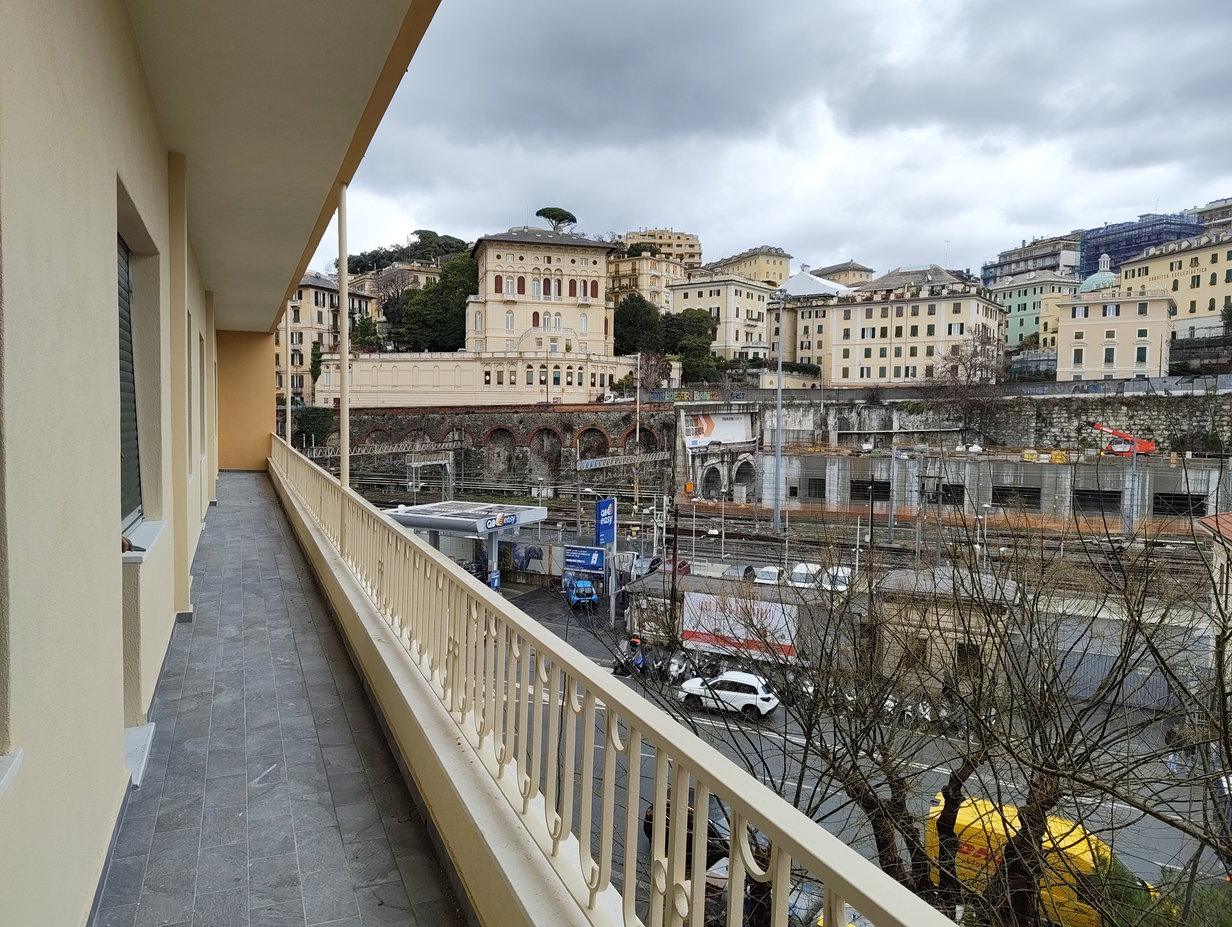Genova <br><span style="font-size:20px;"> Piazza Brignole, 3</span>