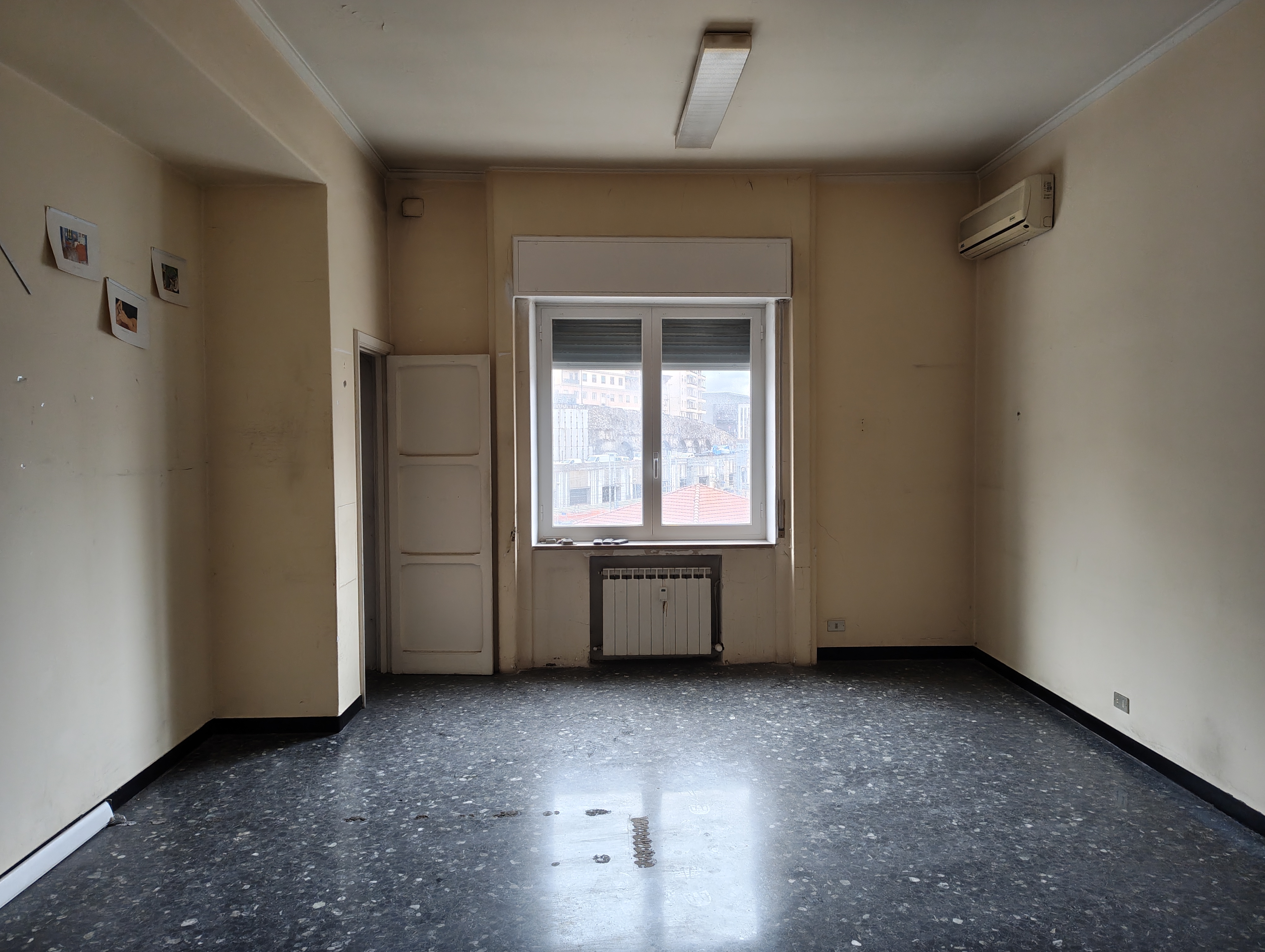 Genova <br><span style="font-size:20px;"> Piazza Brignole, 3</span>