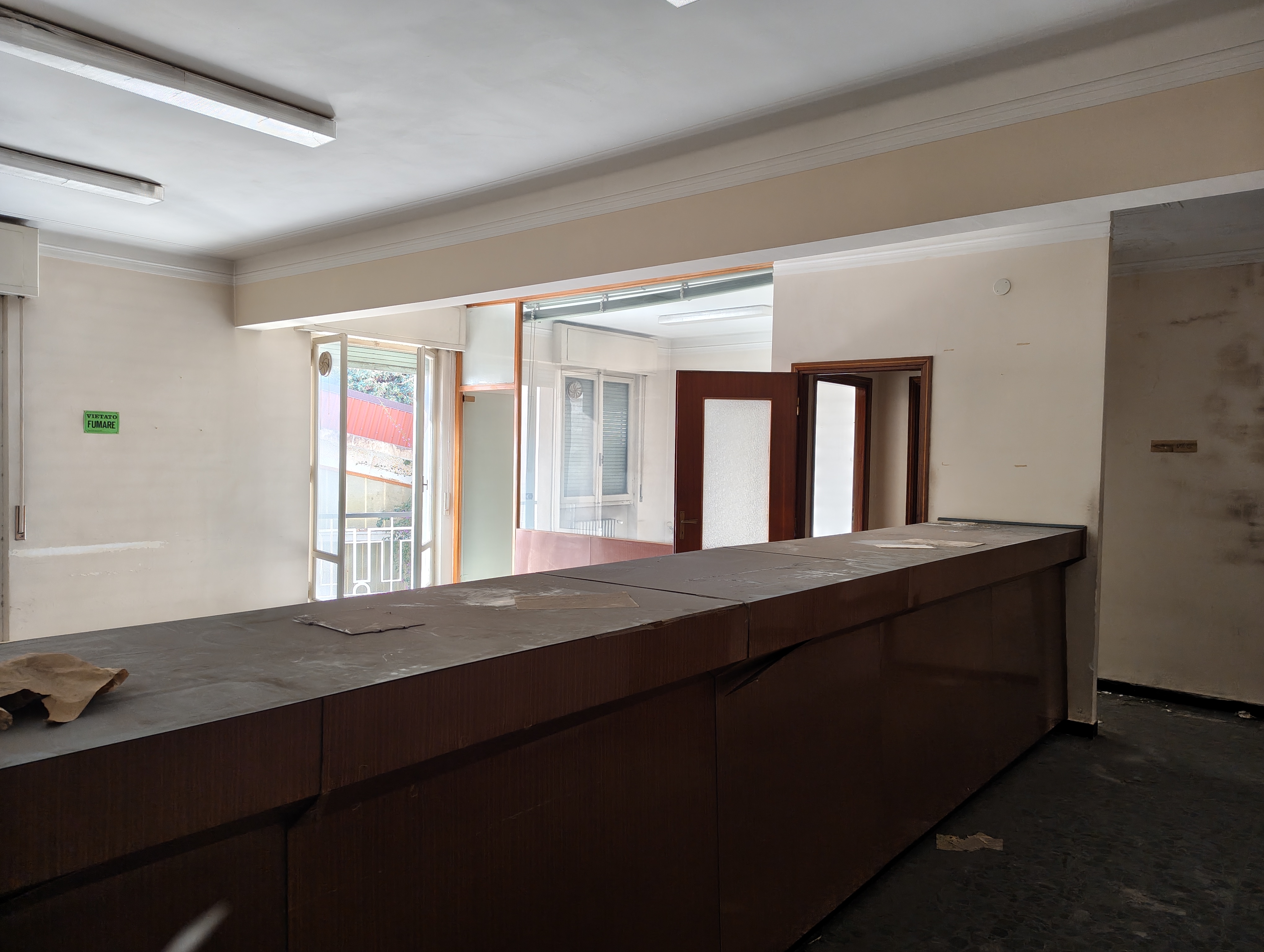 Imperia<br><span style="font-size:20px;">Via Matteotti, 105</span>