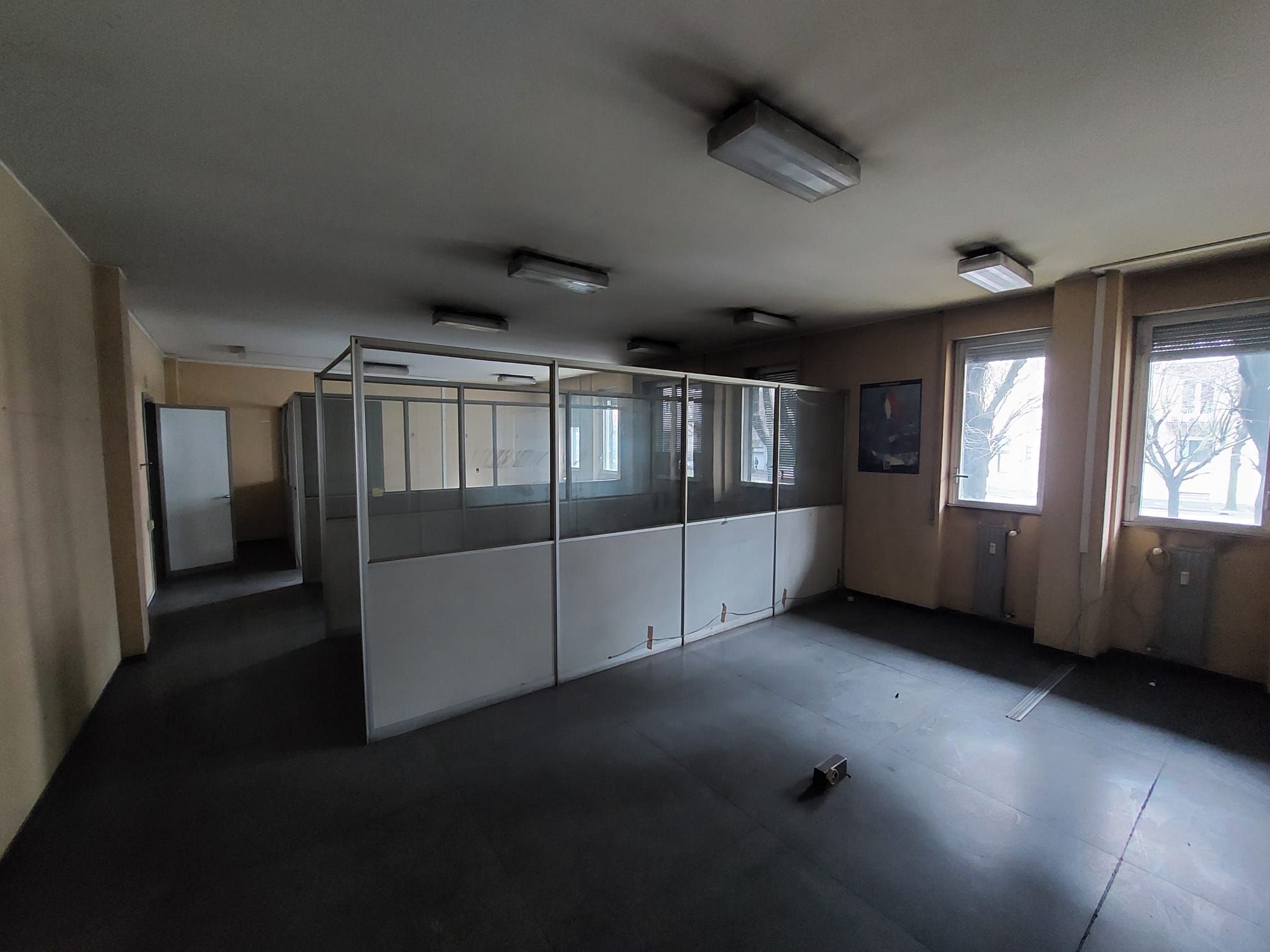 Como<br><span style="font-size:20px;">Viale Giulio Cesare, 17</span>