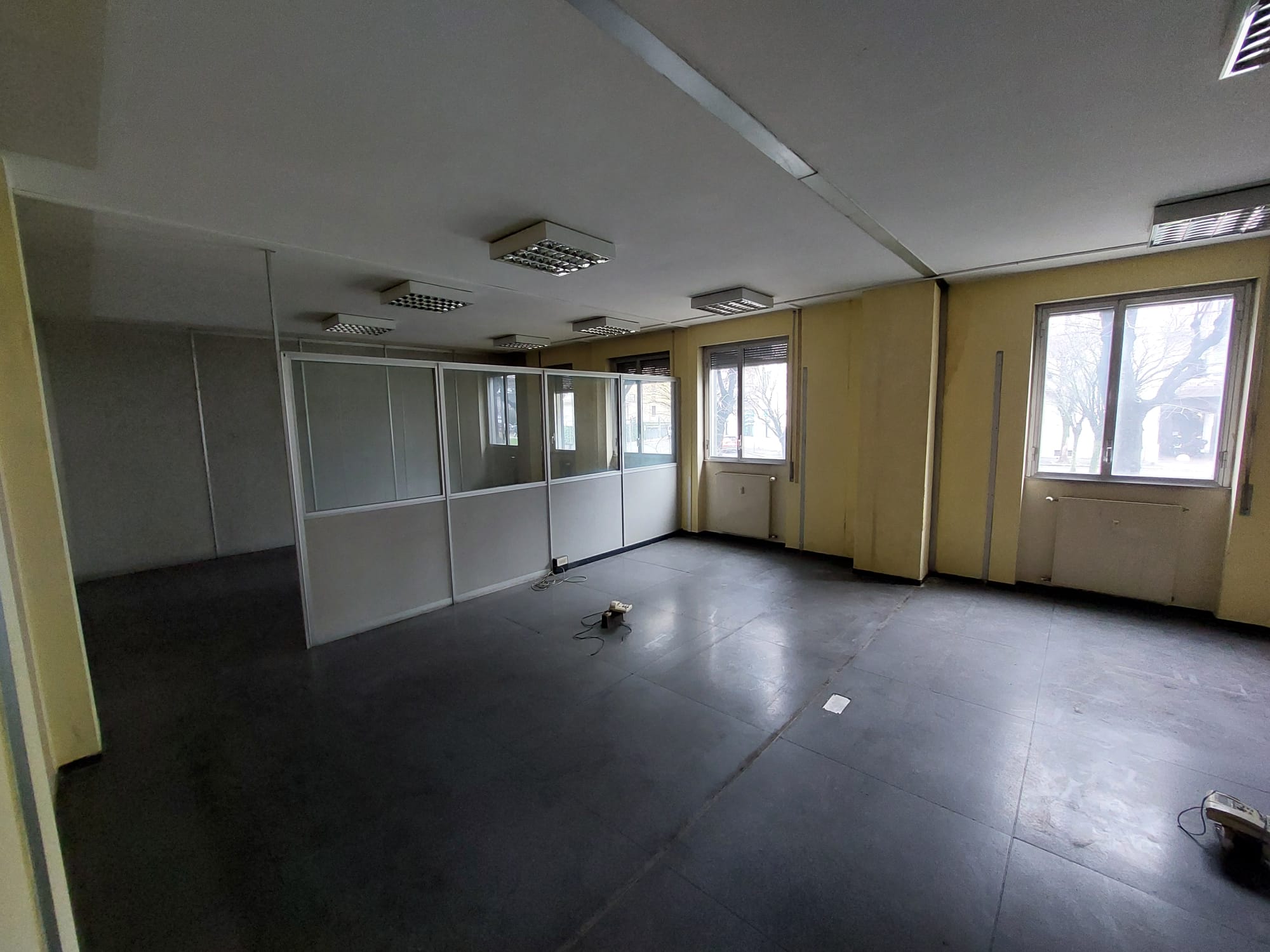 Como<br><span style="font-size:20px;">Viale Giulio Cesare, 17</span>