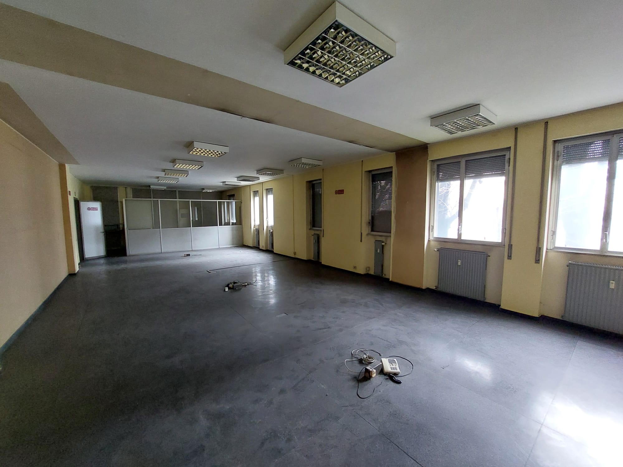 Como<br><span style="font-size:20px;">Viale Giulio Cesare, 17</span>