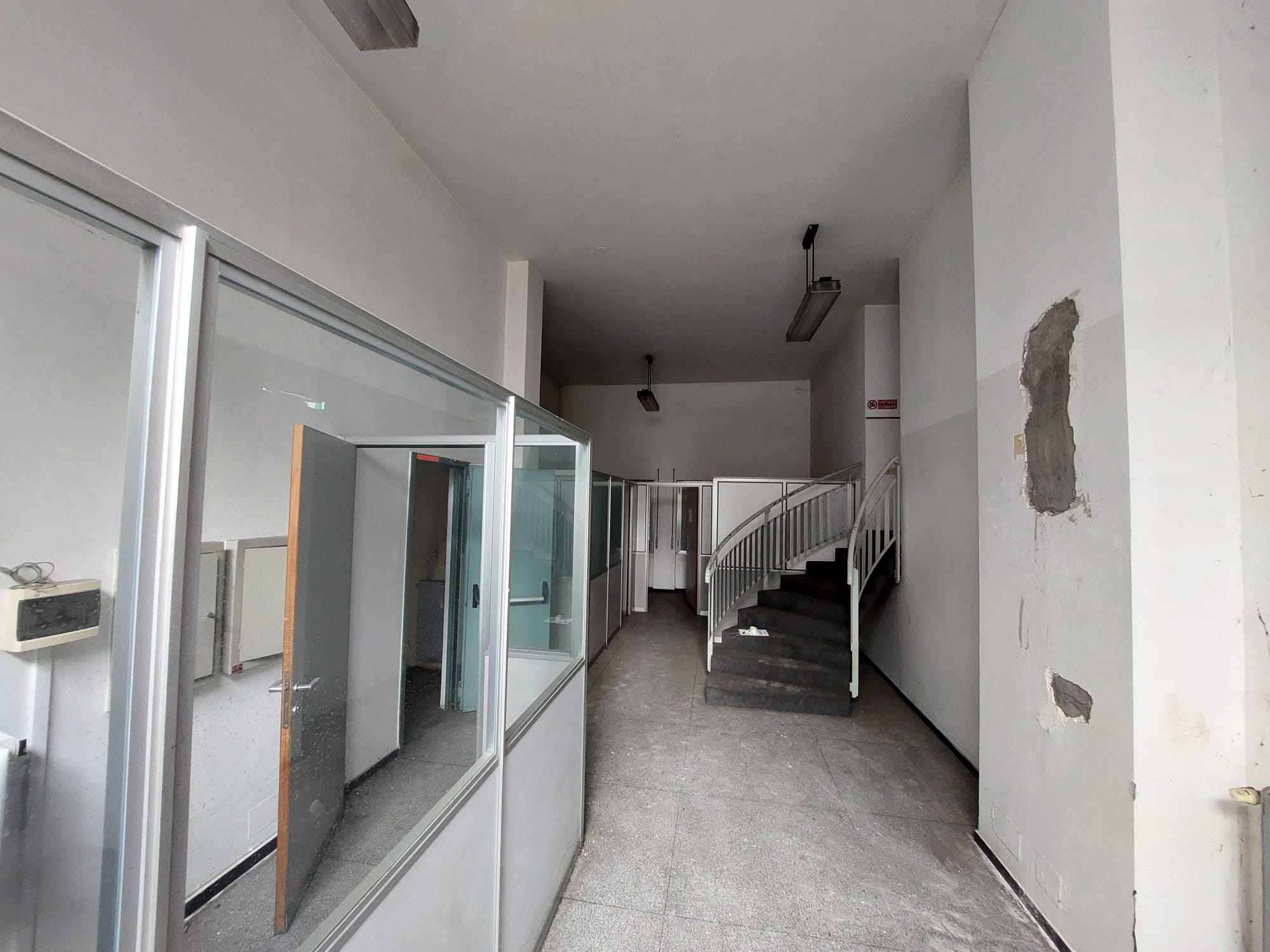 Como<br><span style="font-size:20px;">Viale Giulio Cesare, 17</span>