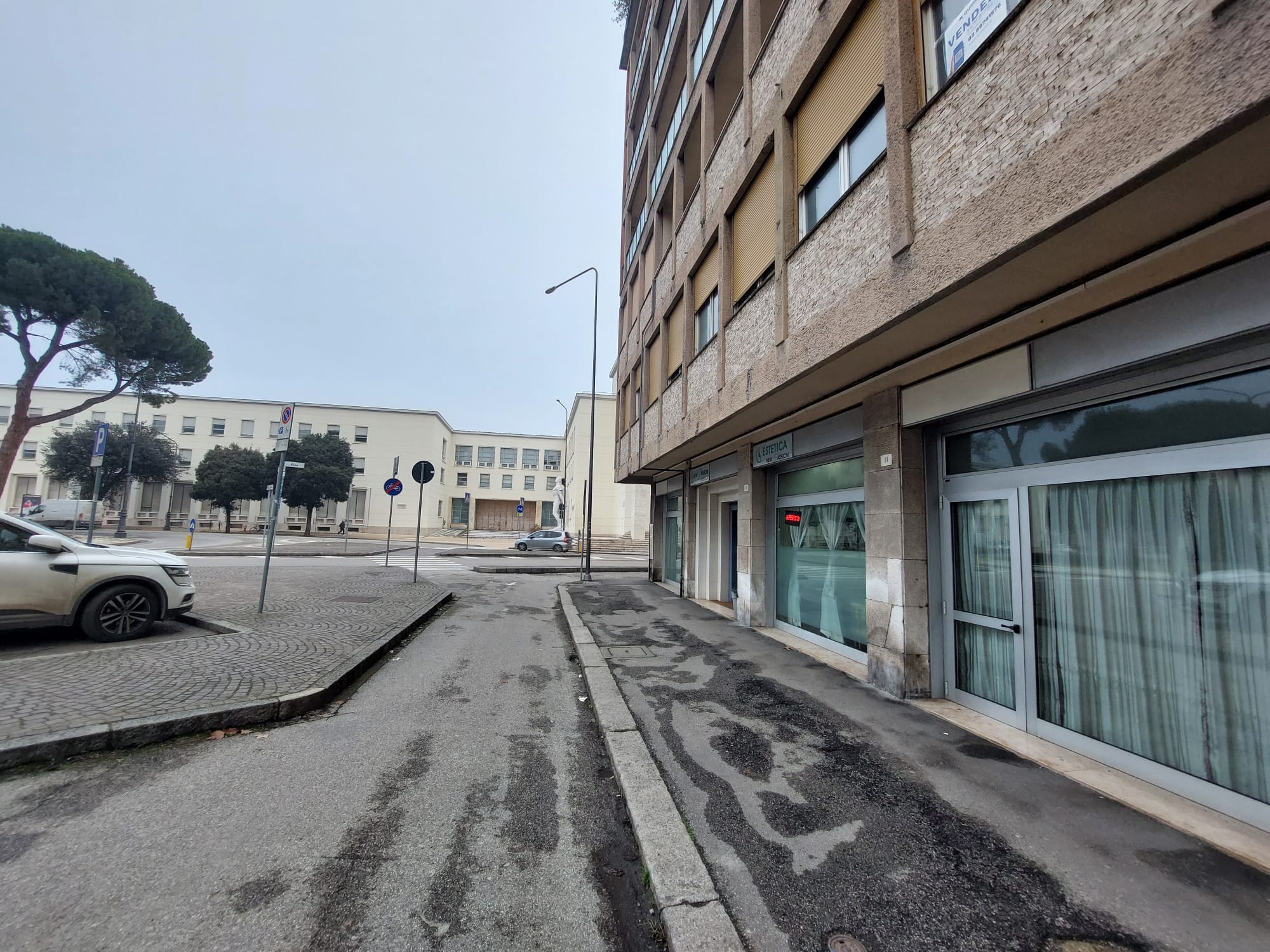 Forlì<br><span style="font-size:20px;">Piazzale della Vittoria, 12</span>